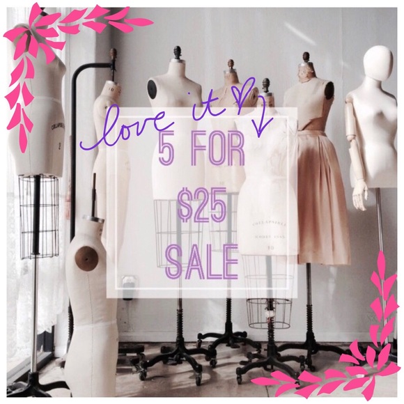 SOLD on Ⓜ️❤️Classy Ruffle Hem Black skirt❤️ - Picture 4 of 6